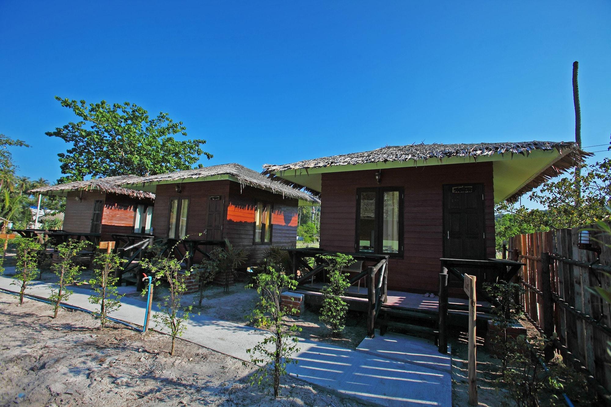 Pp Red Tuna Hut Phi Phi Don Exterior photo
